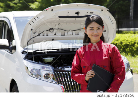 ロードサービス 整備士 メカニック 女性 トラブル 自動車 車 故障 ビジネス ロードサービス 整備士 メカニック 女性 トラブル 自動車 車 故障 ビジネス 32173856