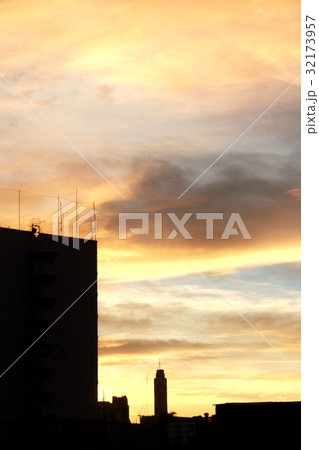 Sky View 1 Sky View 1 32173957