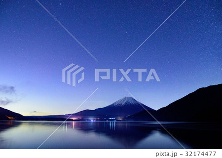 富士の夜 32174477