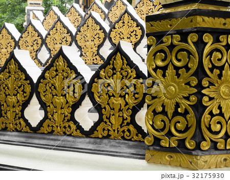 DECORATED WALL DECORATED WALL 32175930