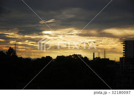 空模様 空模様 32180097