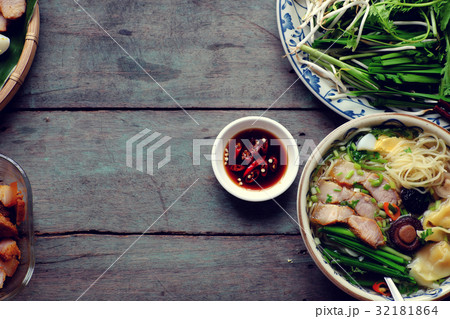 Vietnam food, egg noodle soup with wontons Vietnam food, egg noodle soup with wontons 32181864