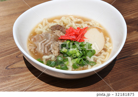 ソーキそば 32181875