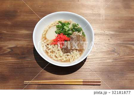 ソーキそば 32181877