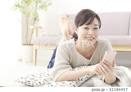 リラックス リラックス 32184457