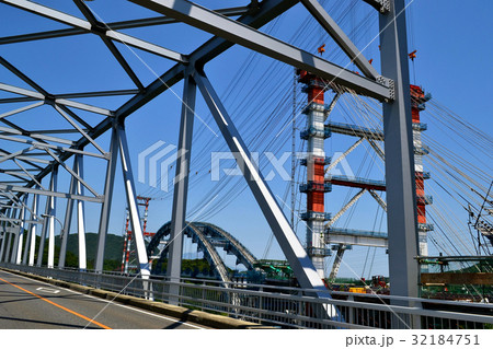 天草五橋　一号橋（天文橋）と新天文橋（仮称）建設中の風景 32184751