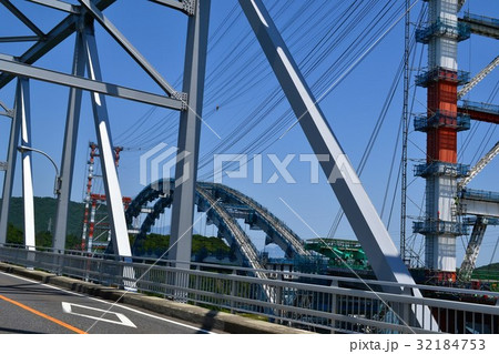 天草五橋 一号橋(天文橋)と新天文橋(仮称)建設中の風景 天草五橋 一号橋(天文橋)と新天文橋(仮称)建設中の風景 32184753