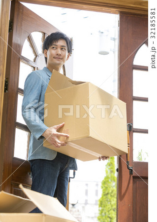 新生活　シェアハウス　引っ越し 一人暮らし ルームシェア 32185581