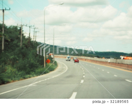 Blurred of car on road 32189565