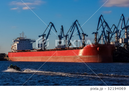 Red cargo ship Red cargo ship 32194069