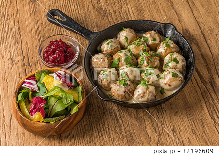北欧風ミートボール Swedish dish meatball 北欧風ミートボール Swedish dish meatball 32196609