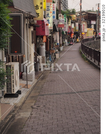 飲屋街 32199010
