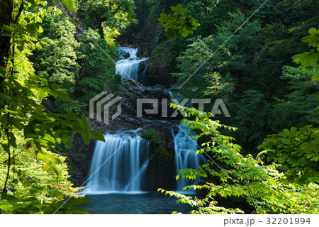 夏の三段峡　三ツ滝 32201994