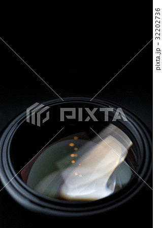 Lens close-up on empty background 32202736