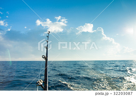 big game fishing reels and rods 32203087