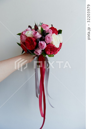 Wedding Bridal bouquet in red, pink, white.Wedding Wedding Bridal bouquet in red, pink, white.Wedding 32203979
