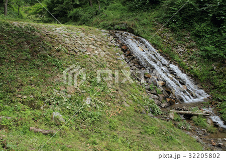 牛伏川の内務省2号堰堤 32205802