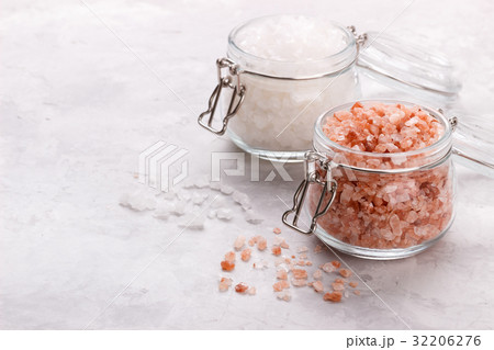 Pink himalayan salt 32206276