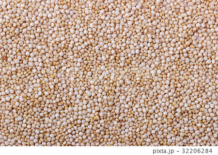 White quinoa seeds 32206284