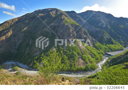 渡良瀬川源流の渓谷 32206645