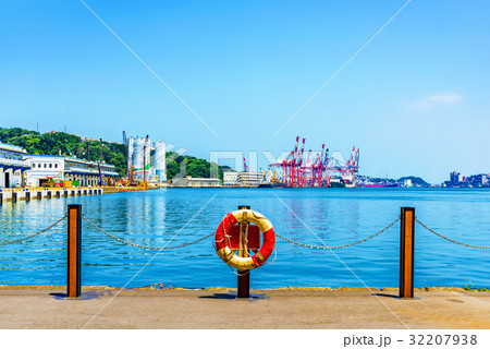 Keelung harbor view 32207938