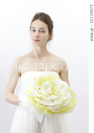 ブライダルビューティーイメージショット 外国人女性 32210073