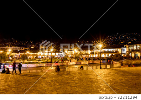 クスコ　アルマス広場 32211294