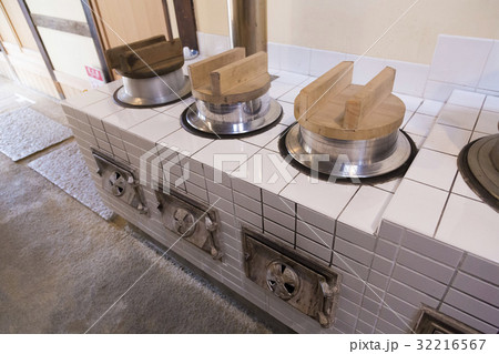 かまどとお釜 かまどとお釜 32216567