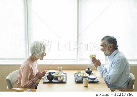 訪問介護 32217860