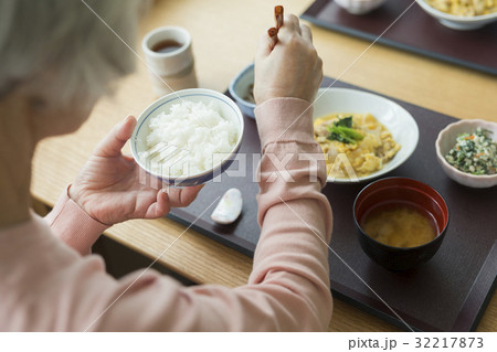 訪問介護 32217873