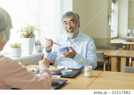 訪問介護 訪問介護 32217882