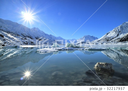 New Zealand　タスマンバレー 32217937