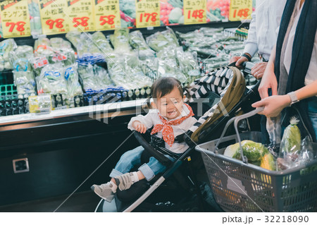 supermarket supermarket 32218090