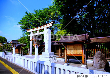 須賀神社　大鳥居 ＆ 社号標　（ 祇園神社 ）　栃木県 小山市 32218187