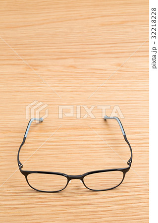 メガネ 32218228