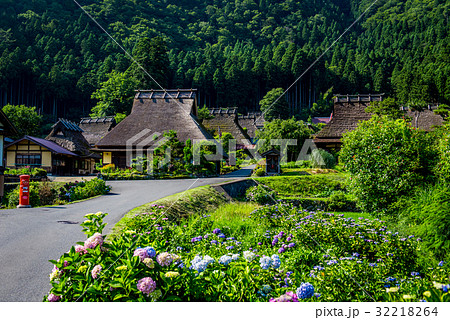 京都　美山　かやぶきの里 32218264