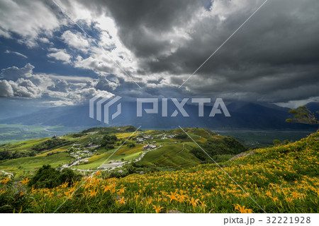 Beautiful Scenery 32221928