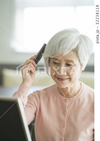 訪問介護 32238118