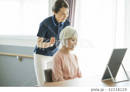 訪問介護 訪問介護 32238129