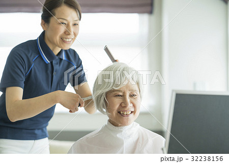 訪問介護 32238156
