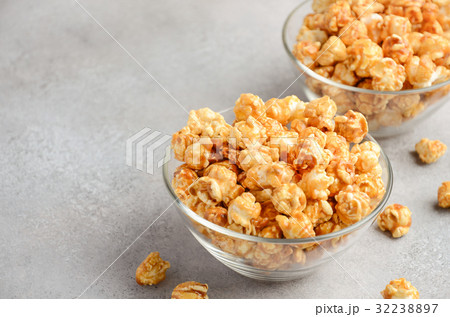 Homemade Caramel Popcorn Homemade Caramel Popcorn 32238897
