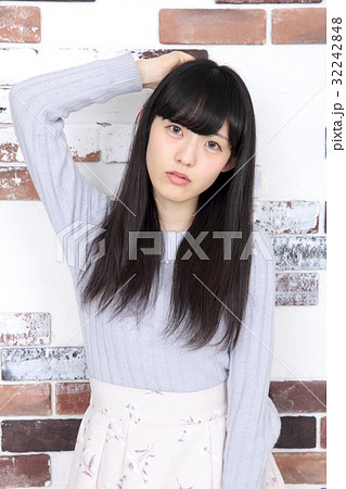 若い女性 ヘアスタイル 若い女性 ヘアスタイル 32242848