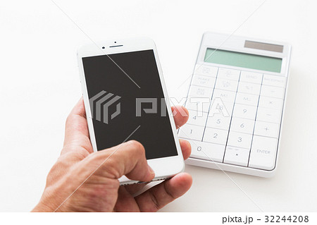 スマホと電卓 スマホと電卓 32244208