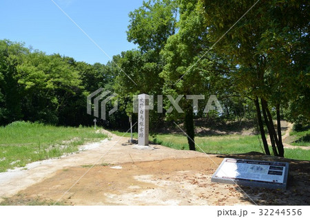 志段味古墳群 白鳥塚古墳(名古屋市) 志段味古墳群 白鳥塚古墳(名古屋市) 32244556