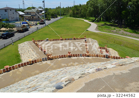 志段味古墳群 志段味大塚古墳(名古屋市) 志段味古墳群 志段味大塚古墳(名古屋市) 32244562