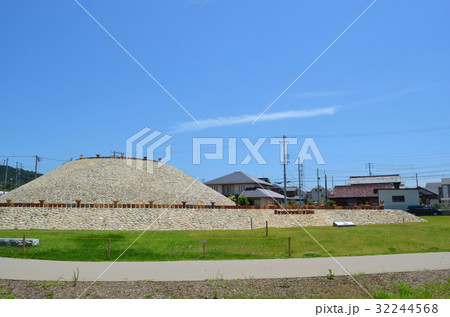 志段味古墳群 志段味大塚古墳(名古屋市) 志段味古墳群 志段味大塚古墳(名古屋市) 32244568