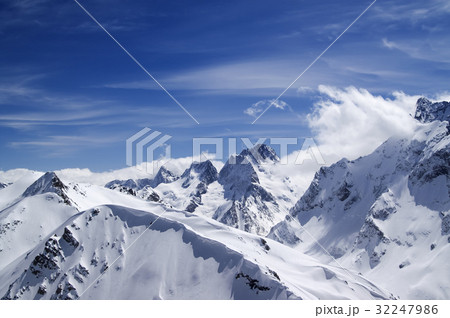 Beautiful mountains. Beautiful mountains. 32247986