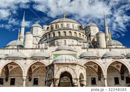 Blue Mosque (Sultanahmet Camii) in Istanbul 32248165