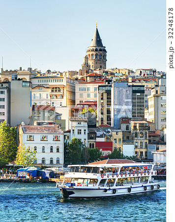 The Golden Horn and Galata district, Istanbul The Golden Horn and Galata district, Istanbul 32248178