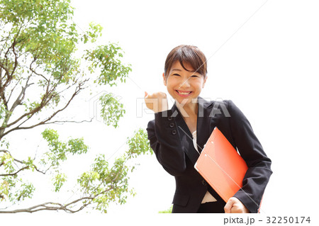 ビジネス 女性 ポートレート ビジネス 女性 ポートレート 32250174